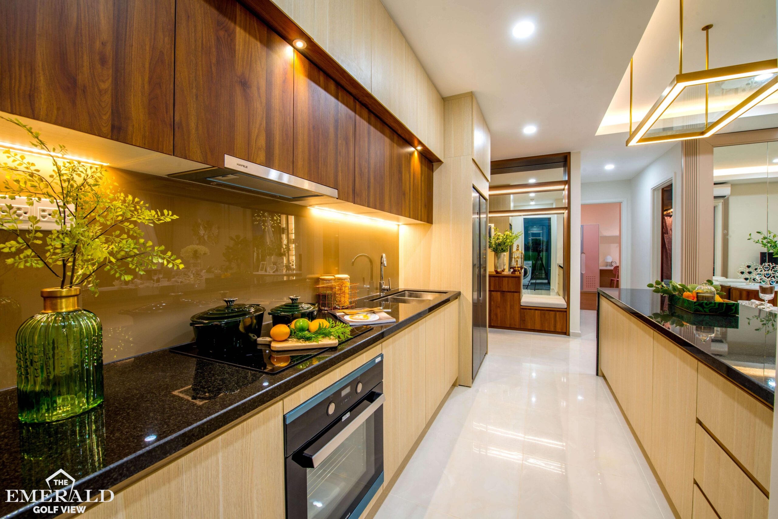 NHÀ MẪU 3PN The Emerald Golf View